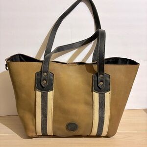 Le Papillon Rien Tan Tote Bag Shoulder Purse Lined Travel Casual Neutral 17X10”